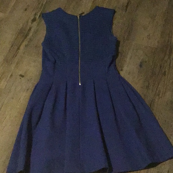 Cute royal blue short dress size small - Picture 3 of 4
